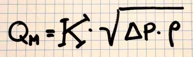 Flow and Temperature Compensation Formula Mass Flow in function of Differential Pressure and Density